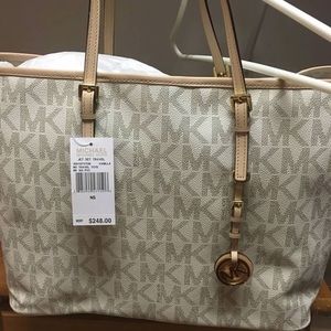 Michael Kors Tote
